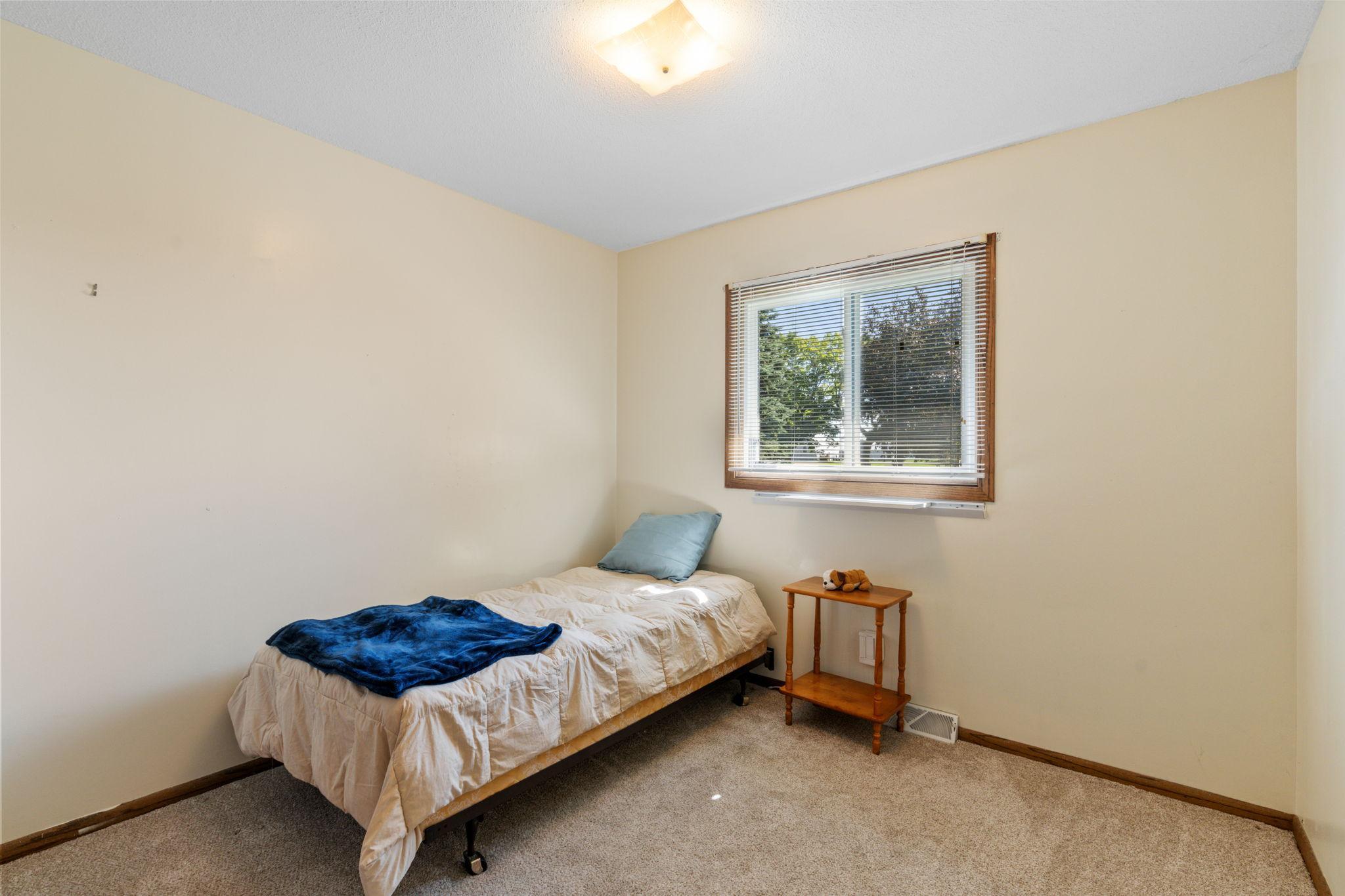 52-web-or-mls-9017 Trail Haven Rd-52.jpg