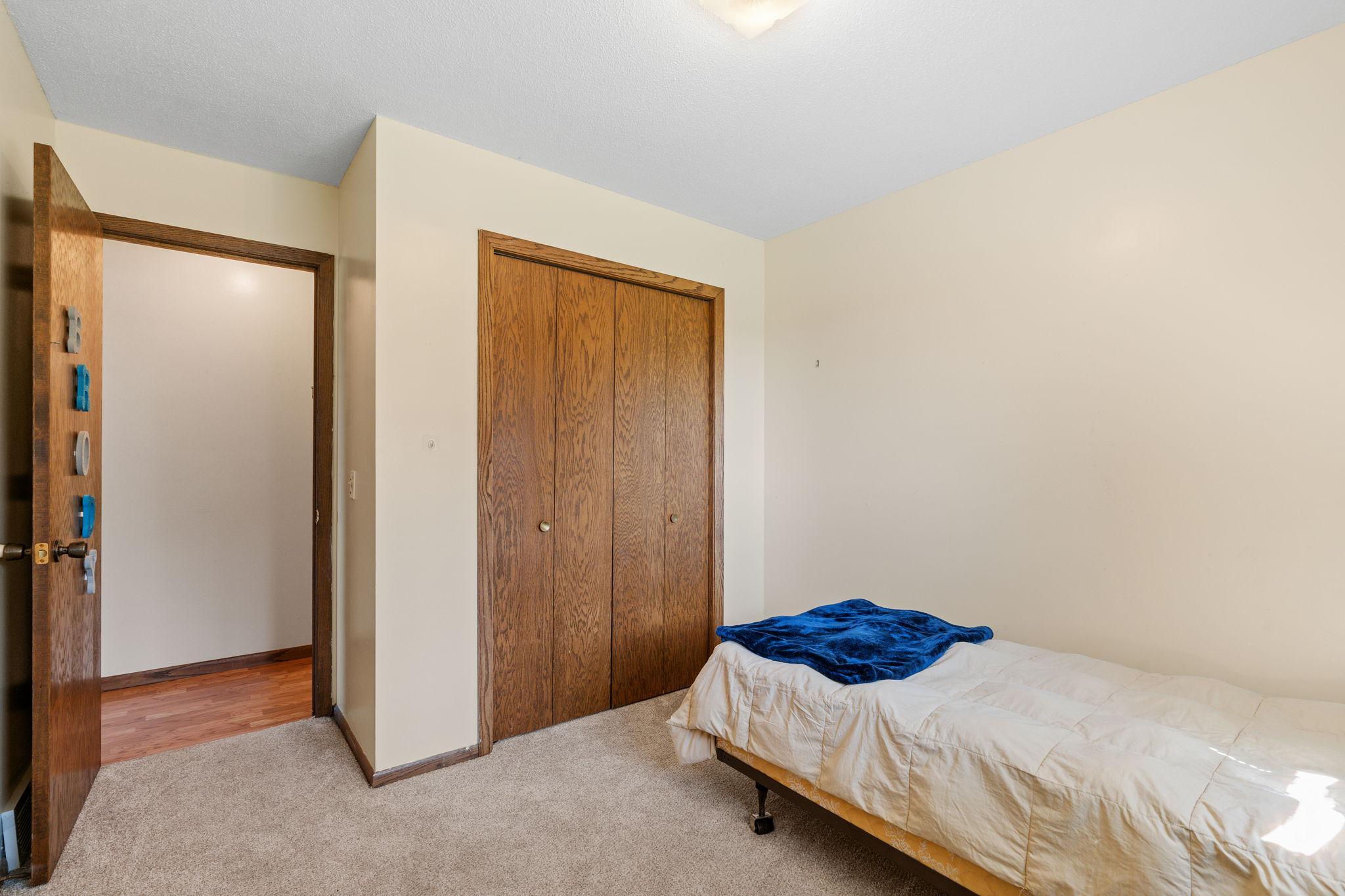 53-web-or-mls-9017 Trail Haven Rd-53.jpg