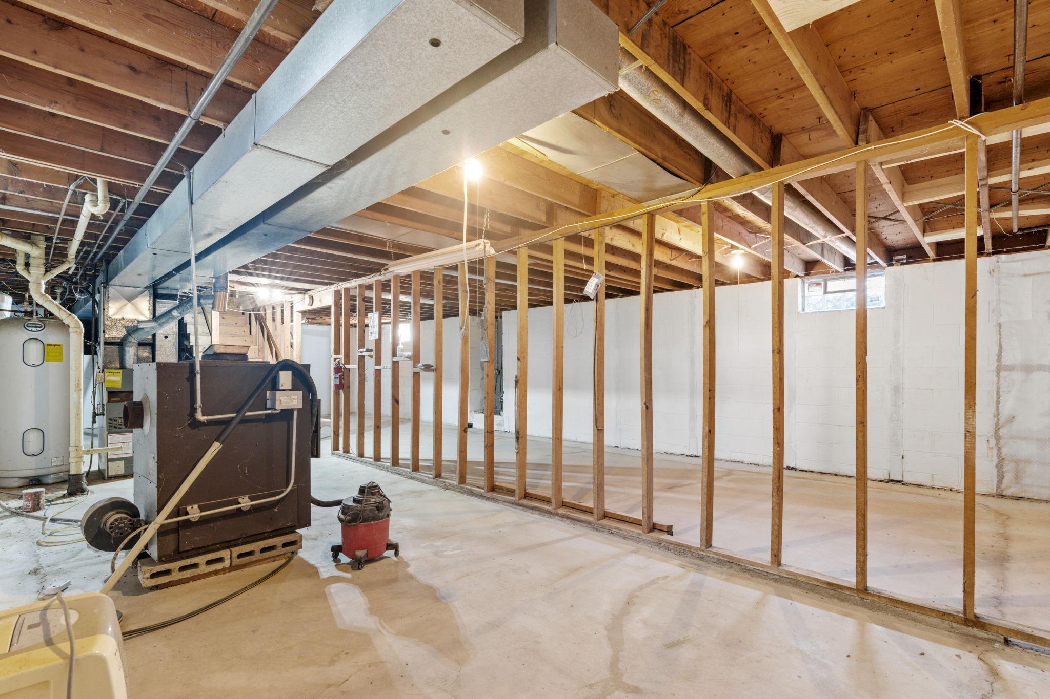 66-web-or-mls-9017 Trail Haven Rd-66.jpg