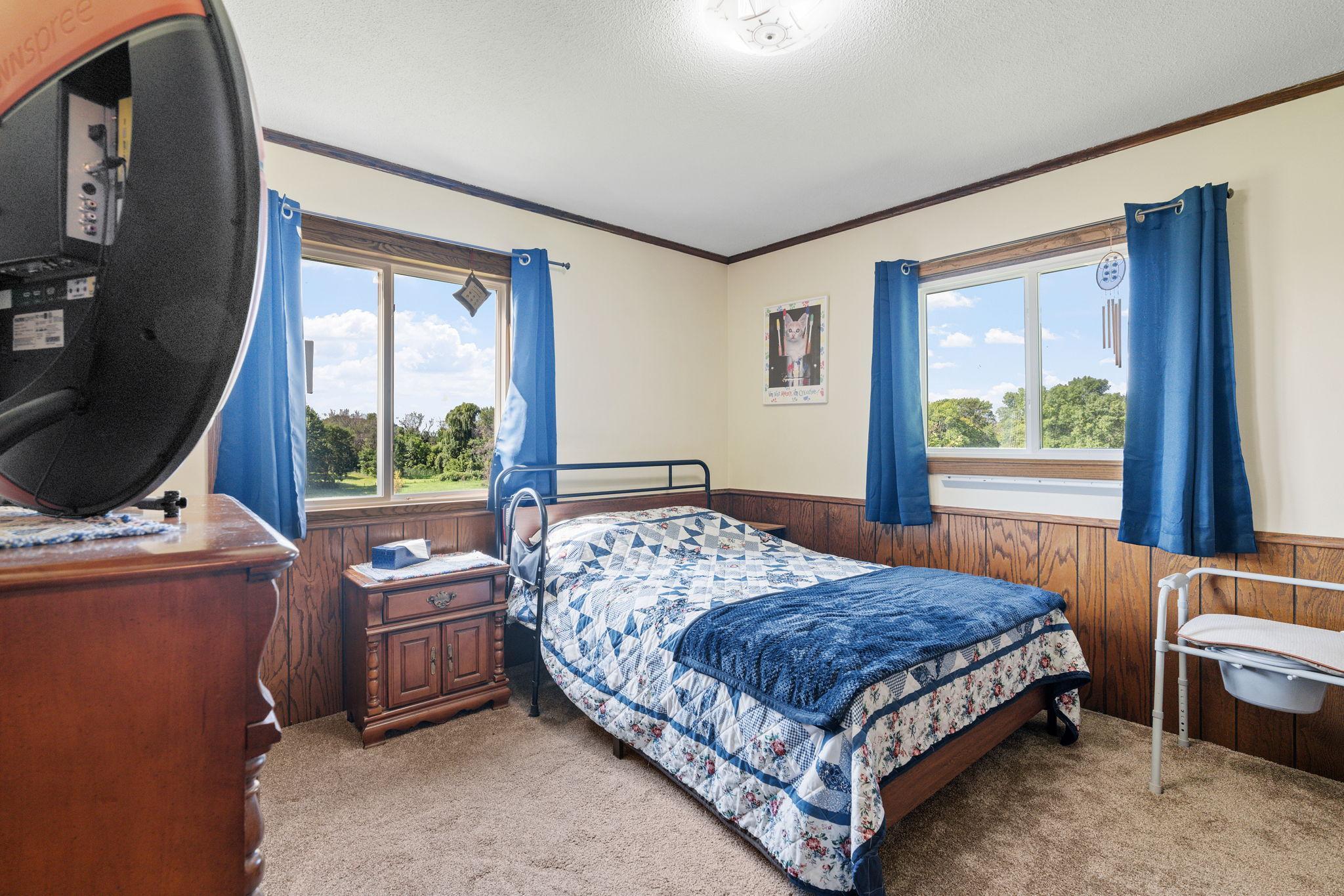 56-web-or-mls-9017 Trail Haven Rd-56.jpg
