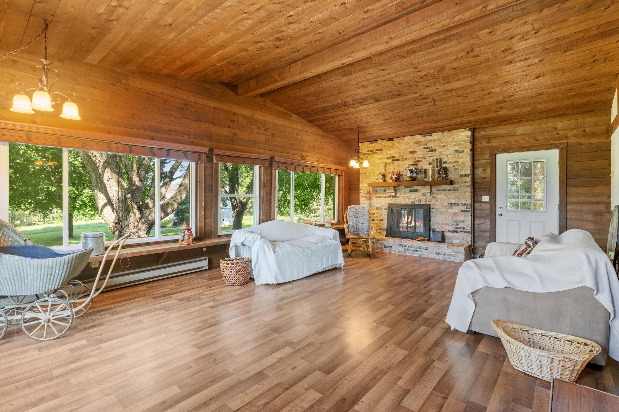 36-web-or-mls-9017 Trail Haven Rd-36.jpg