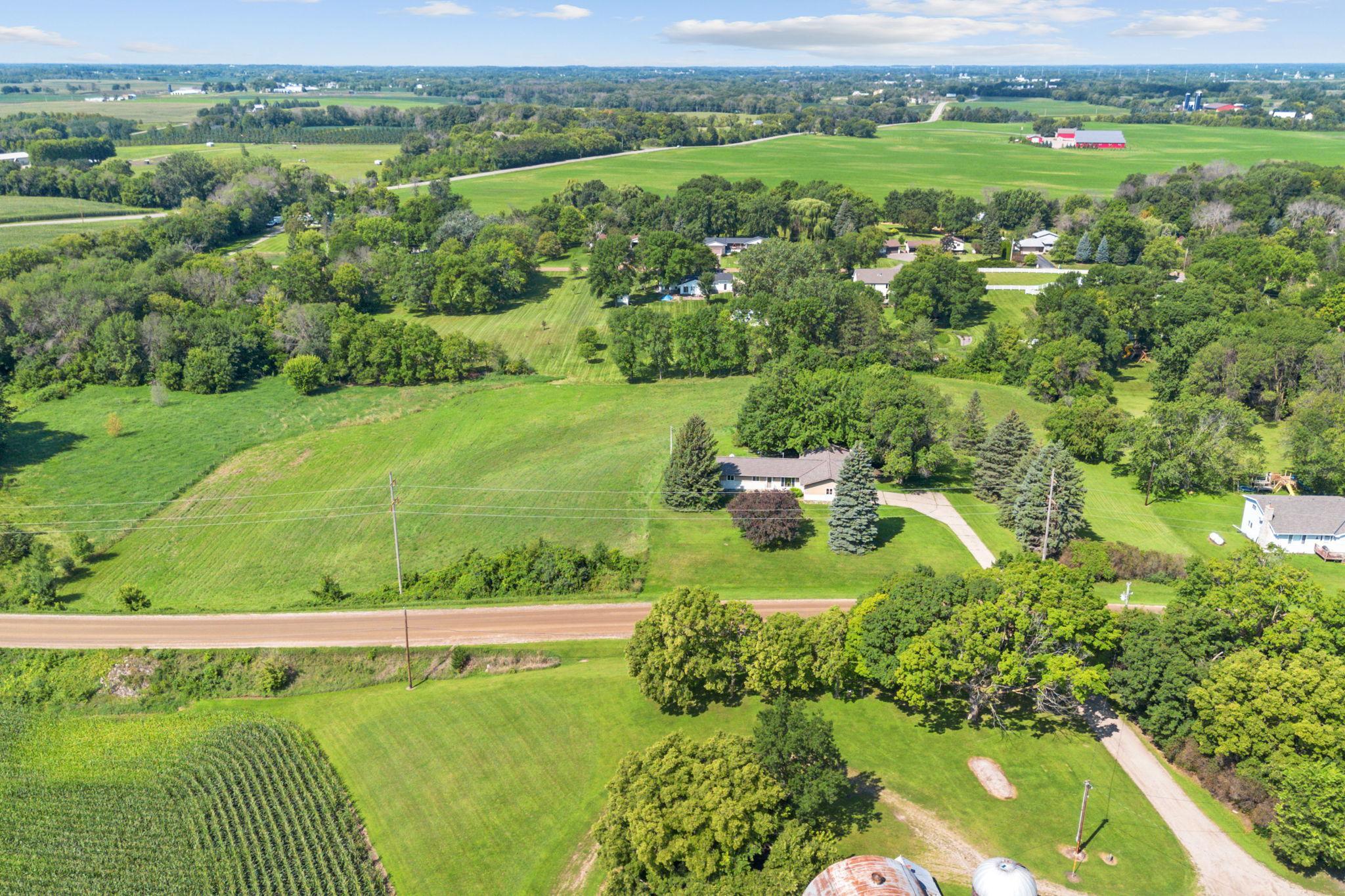 22-web-or-mls-9017 Trail Haven Rd-22.jpg