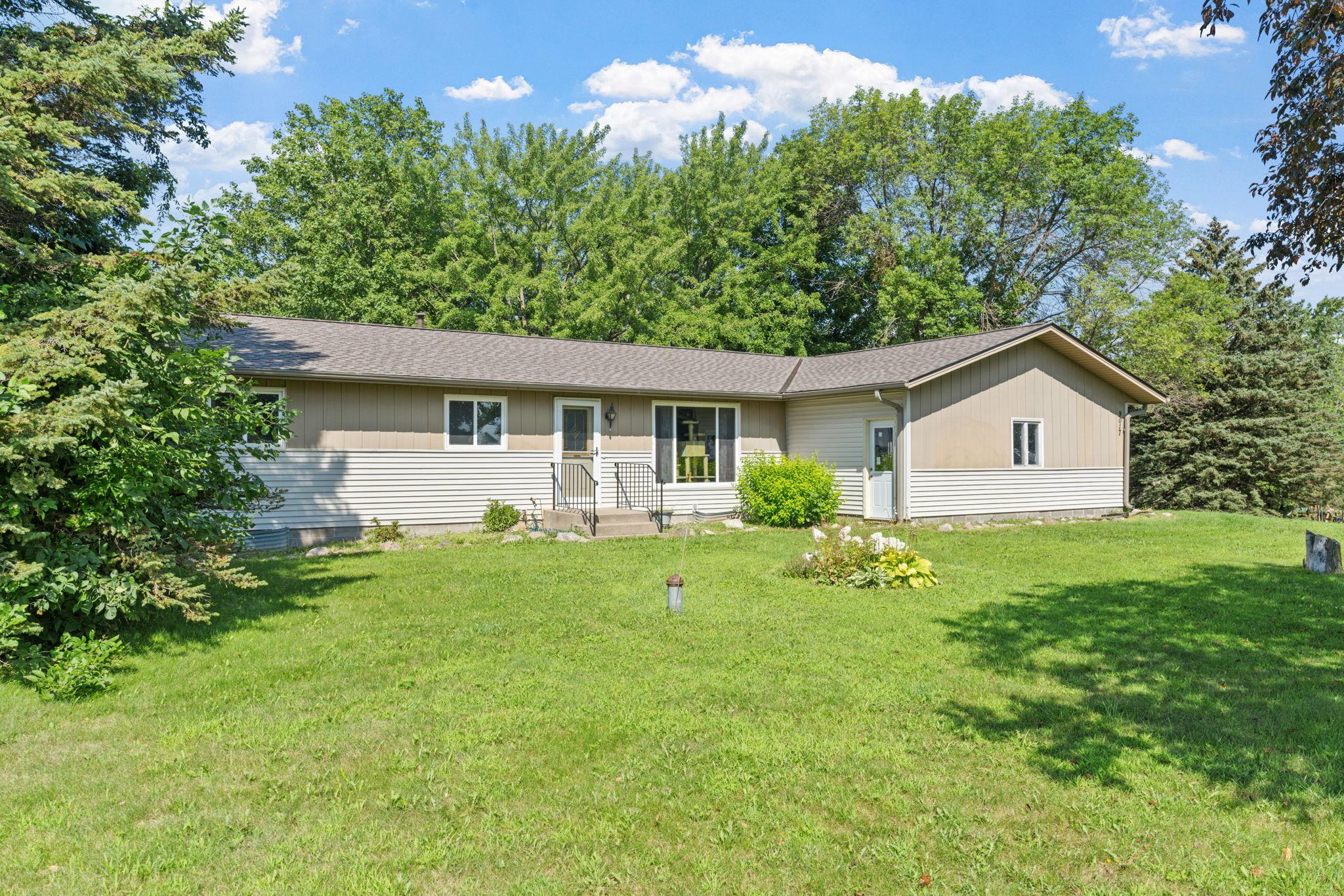 2-web-or-mls-9017 Trail Haven Rd-2.jpg