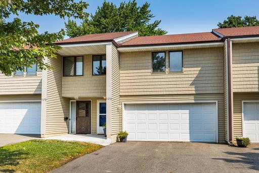326 W 5th Street, Waconia, MN 55387