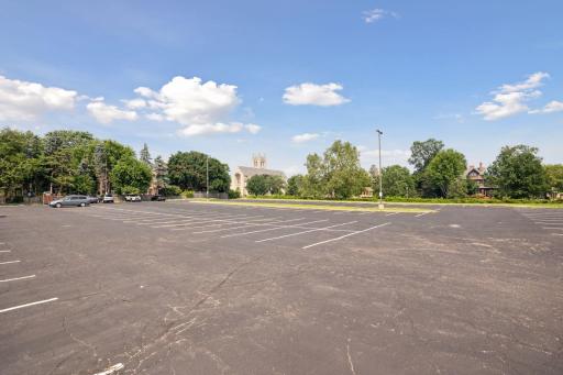 750 Summit Avenue, Saint Paul, MN 55105