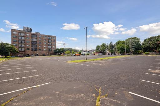 750 Summit Avenue, Saint Paul, MN 55105