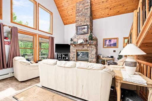 3687 Bassett Bay Beach Road, Brimson, MN 55602