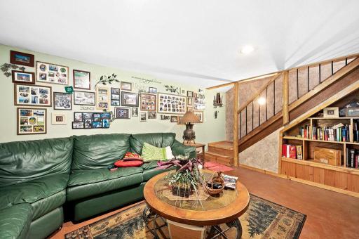 3687 Bassett Bay Beach Road, Brimson, MN 55602