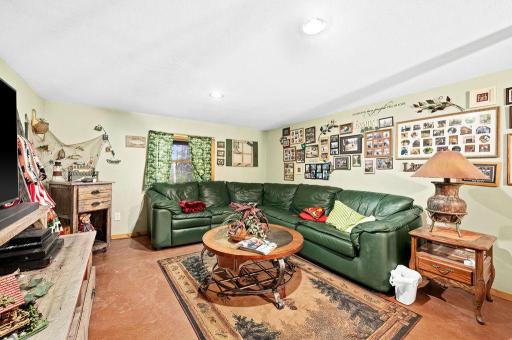 3687 Bassett Bay Beach Road, Brimson, MN 55602
