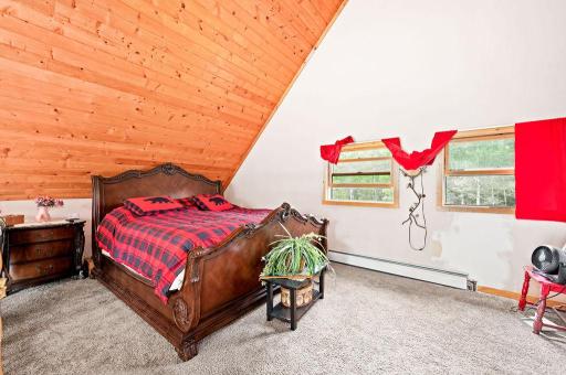 3687 Bassett Bay Beach Road, Brimson, MN 55602