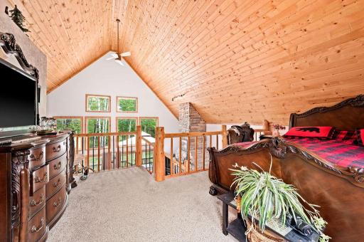 3687 Bassett Bay Beach Road, Brimson, MN 55602