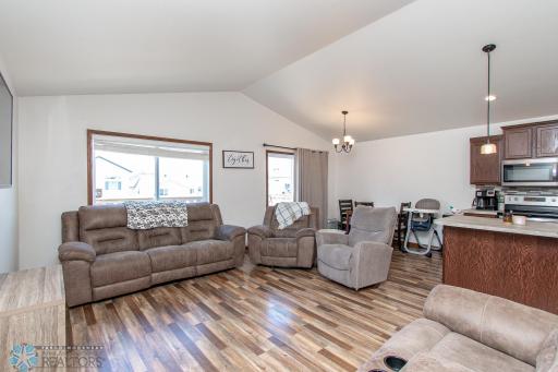 2132 ADMIRAL Drive W, West Fargo, ND 58078