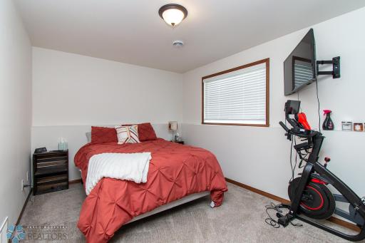2132 ADMIRAL Drive W, West Fargo, ND 58078