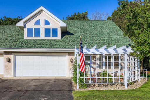 700 Cherrywood Cir - Web Quality - 001 - 01 Exterior Front.jpg