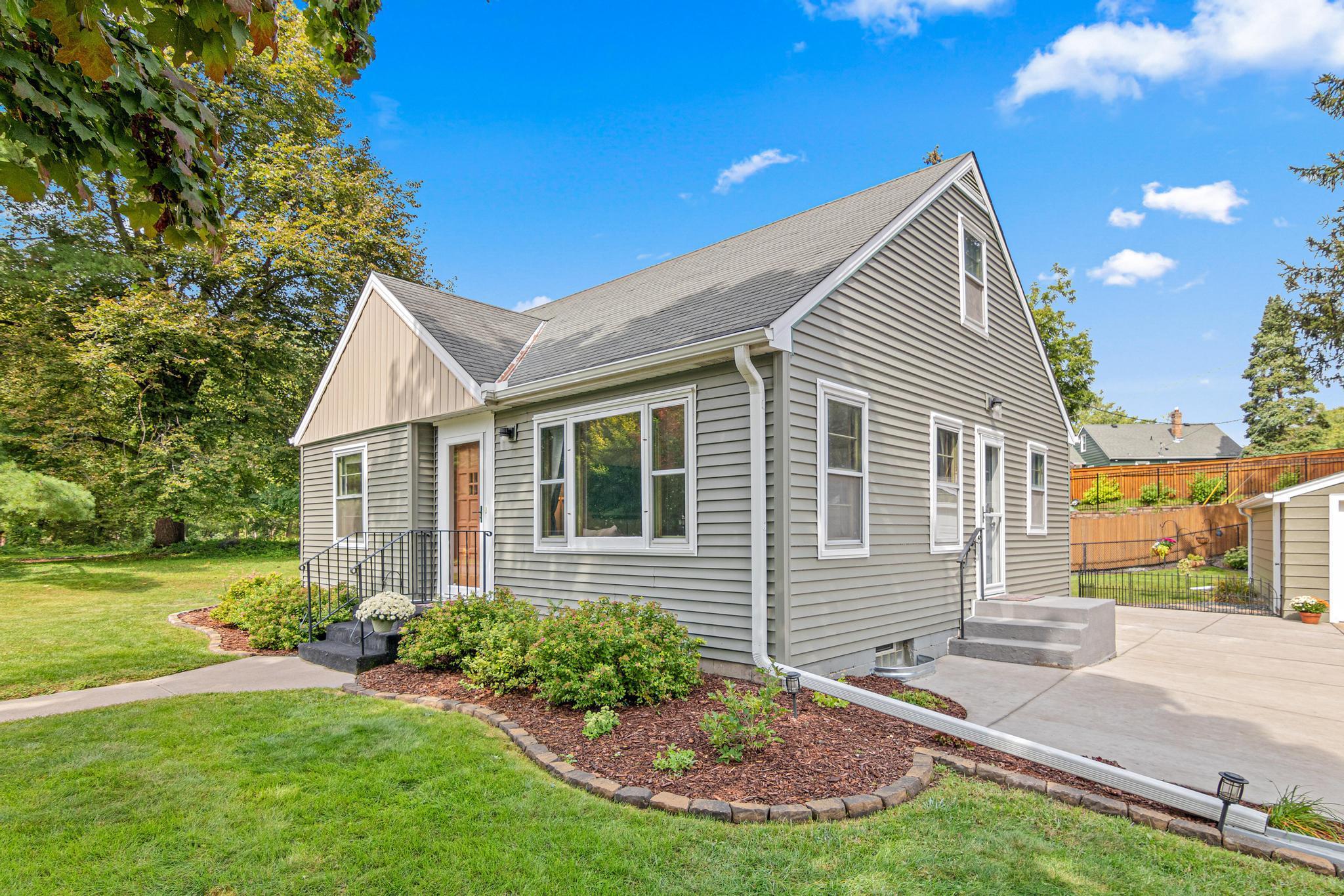 Property photo for 503 Glenwood Avenue, Saint Paul, MN 55113