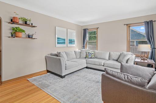 503 Glenwood Avenue, Saint Paul, MN 55113