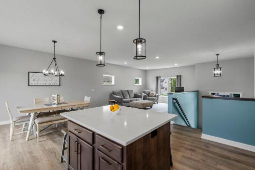 24-web-or-mls-5601 Upper 179th St W-15.jpg