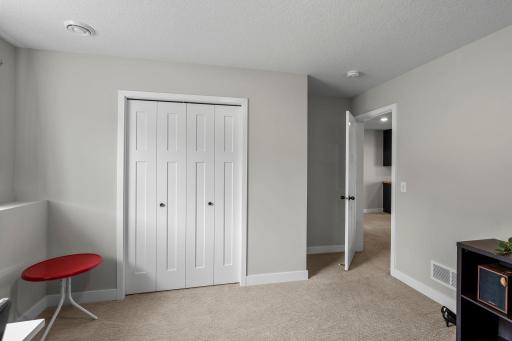 43-web-or-mls-5601 Upper 179th St W-121.jpg