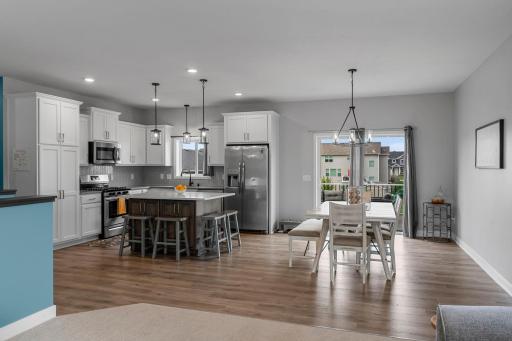 16-web-or-mls-5601 Upper 179th St W-31.jpg