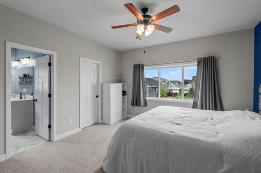 27-web-or-mls-5601 Upper 179th St W-62.jpg