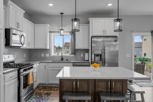 22-web-or-mls-5601 Upper 179th St W-50.jpg