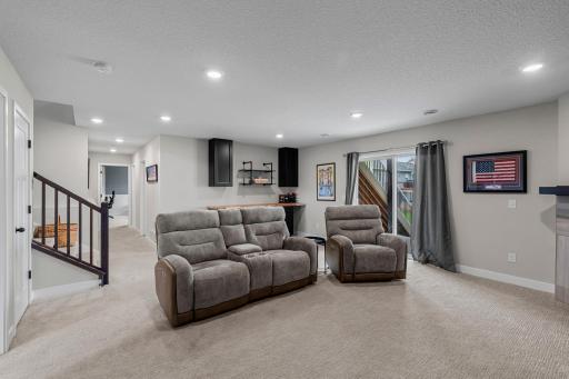 36-web-or-mls-5601 Upper 179th St W-99.jpg