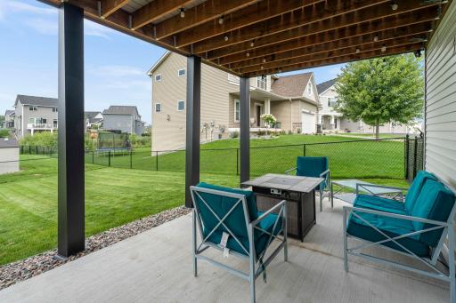 51-web-or-mls-5601 Upper 179th St W-165.jpg