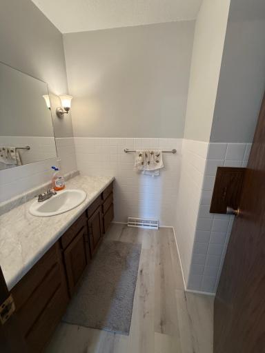 38498 Ironwood Avenue, Redwood Falls, MN 56283