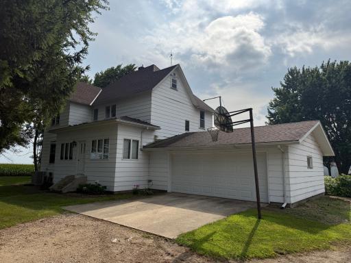 38498 Ironwood Avenue, Redwood Falls, MN 56283