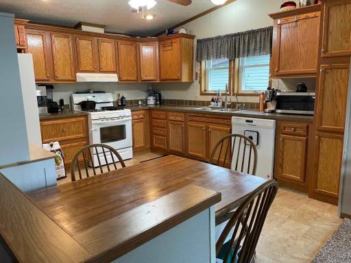 1312 104th Place NE, Blaine, MN 55434