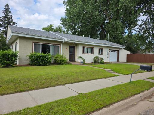 704 1st Avenue NE, Brainerd, MN 56401