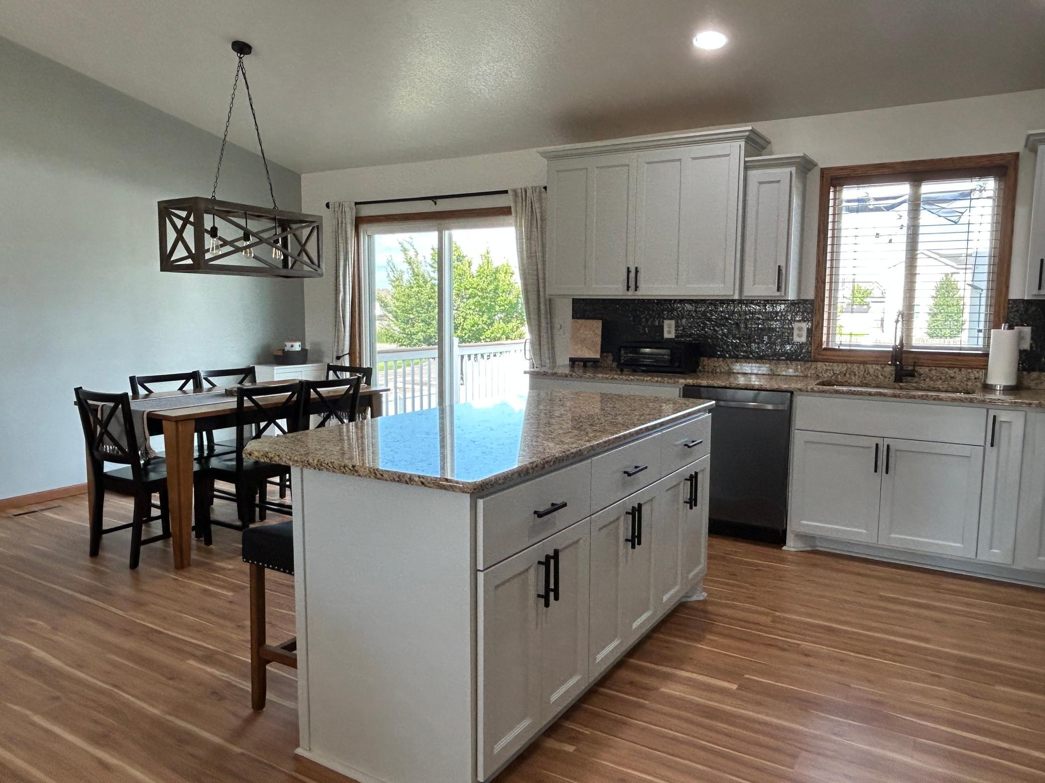 Kitchen Island.JPG