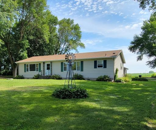 1319 County Road 9 SE, Willmar, MN 56201