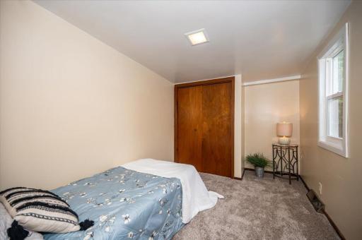 706 Broadway St, Superior, WI 54880
