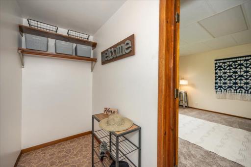 706 Broadway St, Superior, WI 54880