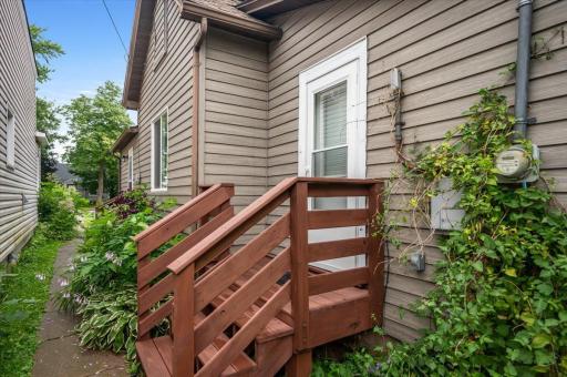 706 Broadway St, Superior, WI 54880