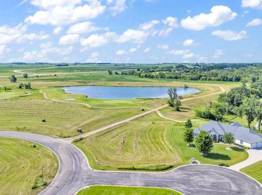 100 Savannah Heights Boulevard, Lynd, MN 56157
