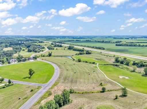 100 Savannah Heights Boulevard, Lynd, MN 56157