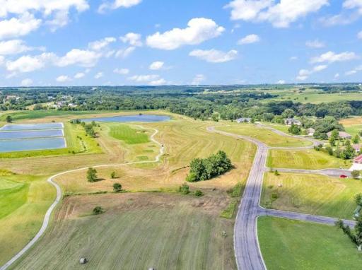 100 Savannah Heights Boulevard, Lynd, MN 56157
