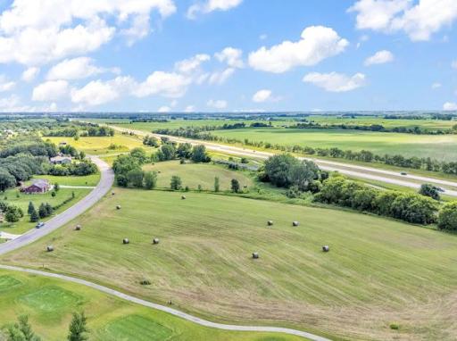 100 Savannah Heights Boulevard, Lynd, MN 56157