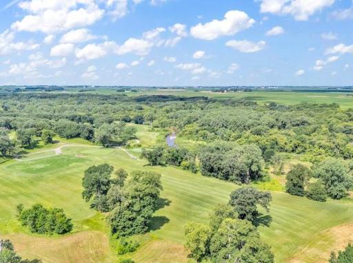 100 Savannah Heights Boulevard, Lynd, MN 56157
