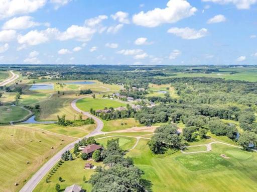 100 Savannah Heights Boulevard, Lynd, MN 56157