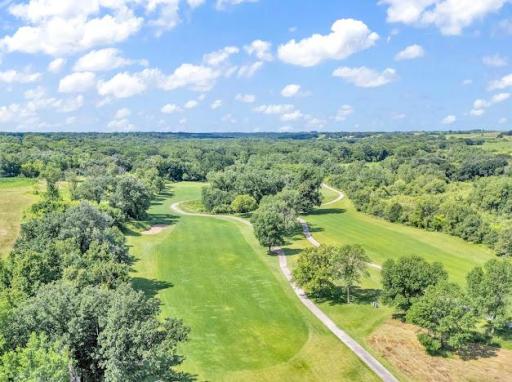 100 Savannah Heights Boulevard, Lynd, MN 56157