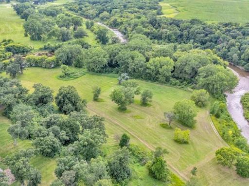 100 Savannah Heights Boulevard, Lynd, MN 56157