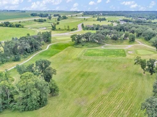 100 Savannah Heights Boulevard, Lynd, MN 56157