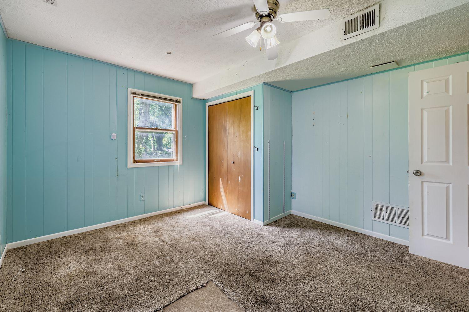 Lower Level Bedroom.jpg