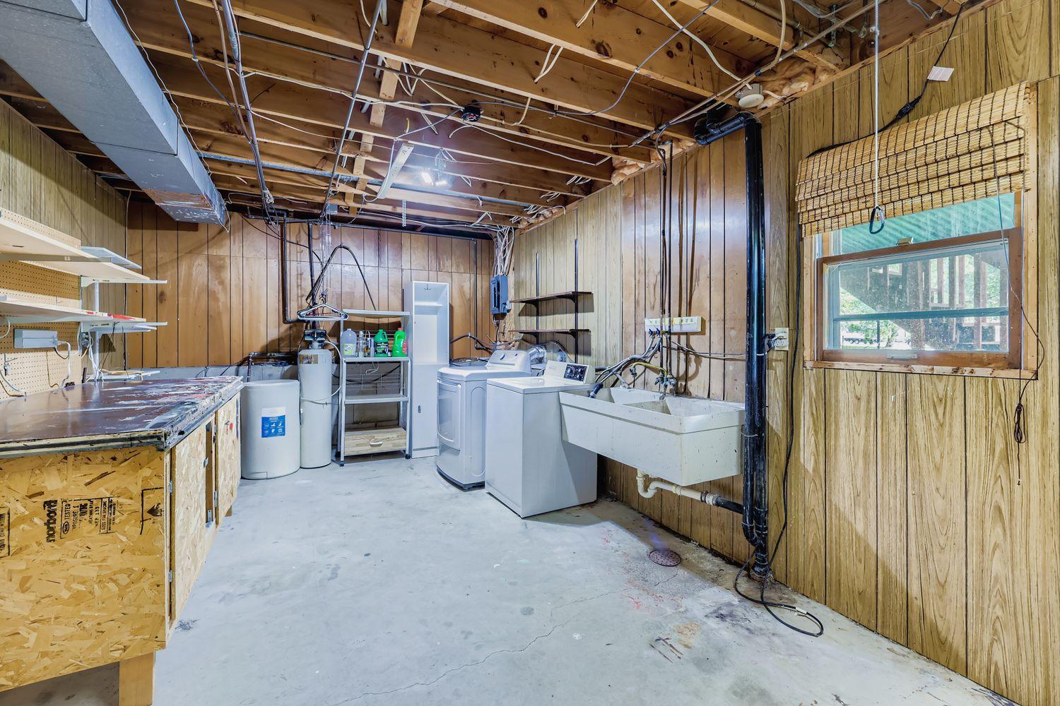 Lower Level Laundry Room.jpg