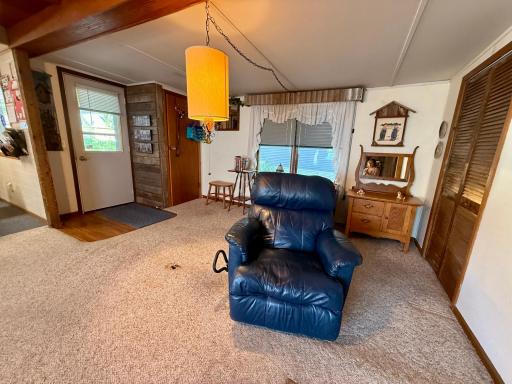 55 5th Avenue NW, Elgin, MN 55932