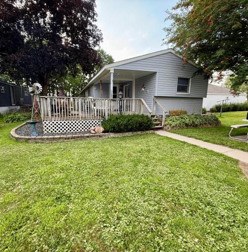 55 5th Avenue NW, Elgin, MN 55932