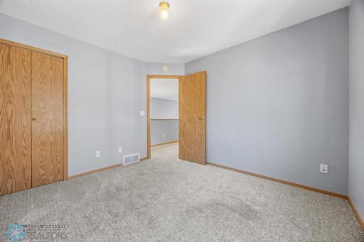 5120 8th Avenue S, Fargo, ND 58103